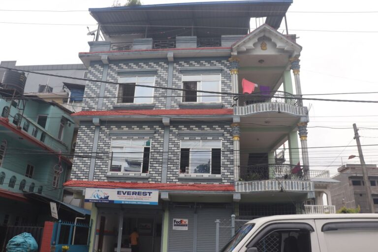 cheap commercial house 768x512