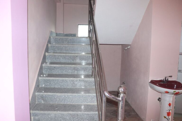 chowk bazar house sale 768x512