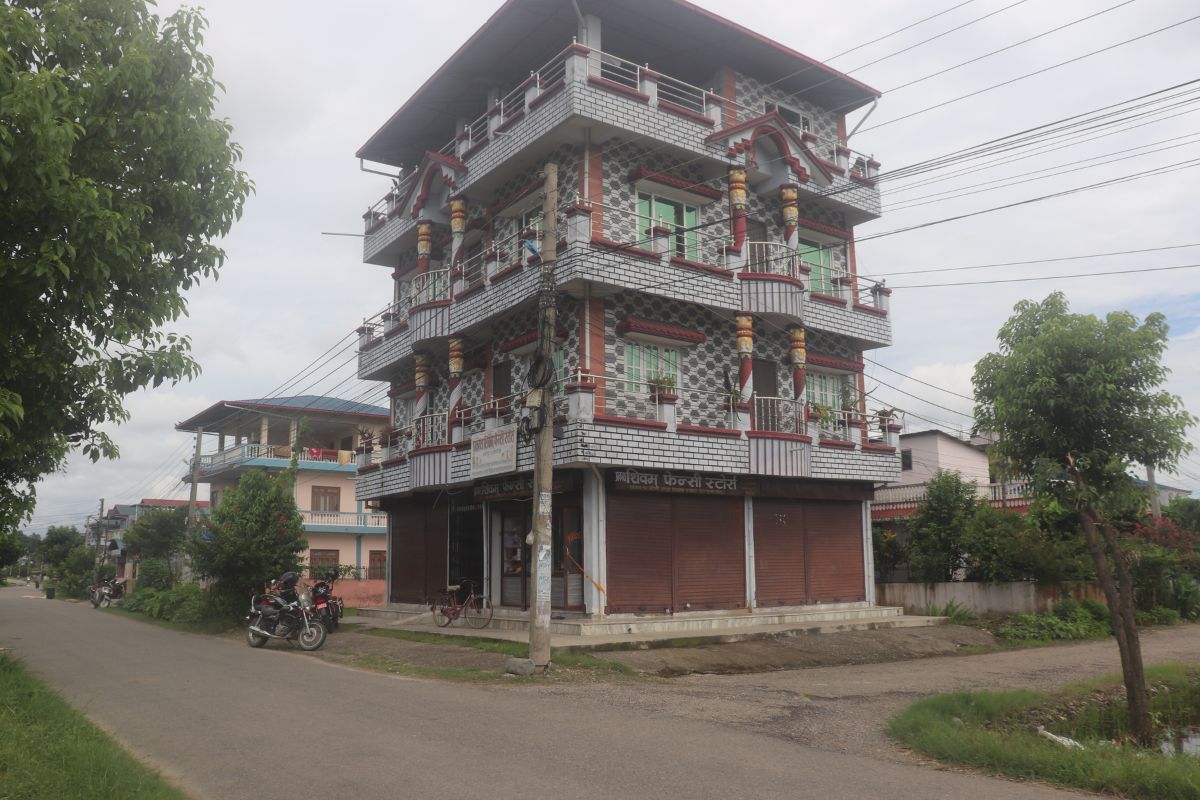 ghar bikri chitwan baseni