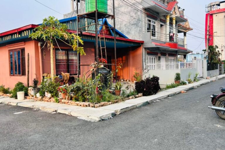 ghar bikri gondrang bharatpur 768x512