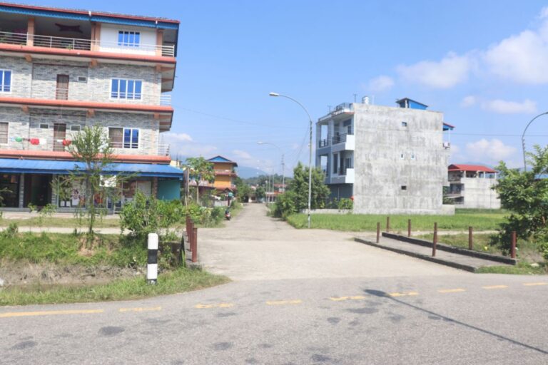 1 dhur ghaderi forsale baseni 768x512
