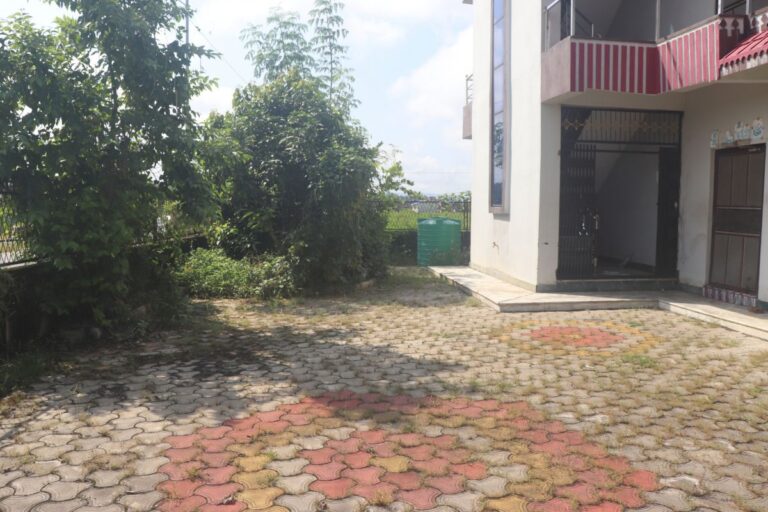 cheap house sale gaurigunj 768x512