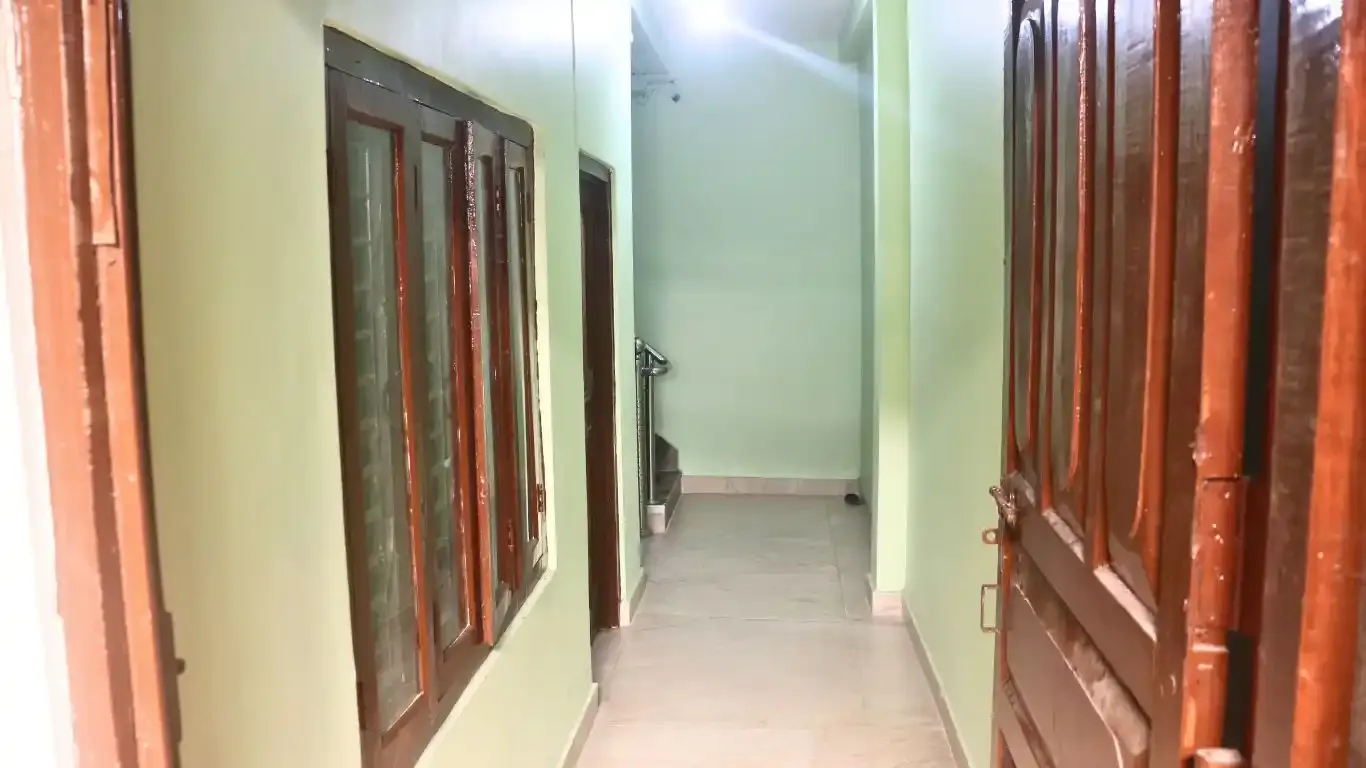 Tiger Chowk, Ward No. 5, Bharatpur Metropolitan City, Chitwan, Bagmati Nepal, 5 Bedrooms Bedrooms, 11 Rooms Rooms,5 BathroomsBathrooms,House,For sale - Properties,9035