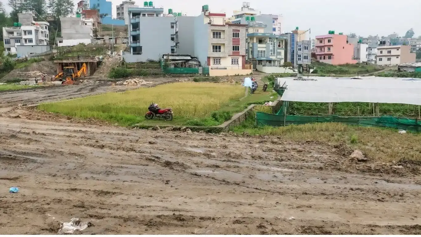 Explore prime land for sale in Tarkeshwor-6, near Padmasal Chowk, Kathmandu. Starting from 3 aana, with 13 ft road access, adjacent to the highway, and close to major landmarks like Jarankhu Bridge and Green Hills Academy. Ideal for residential or investment purposes.