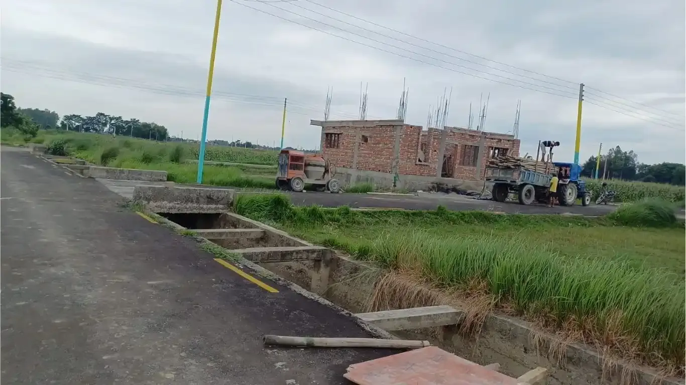 Land for sale Ramdhuni

Kanchhi Chowk plots

Itahari real estate

Buy land near Bhatbhateni Itahari

Koshi Pradesh property investment

Residential land with road access Nepal

Ramdhuni Nagarpalika land

Land for house construction in Nepal

Ghaderi for sale Nepal

Plot on highway in Sunsari


