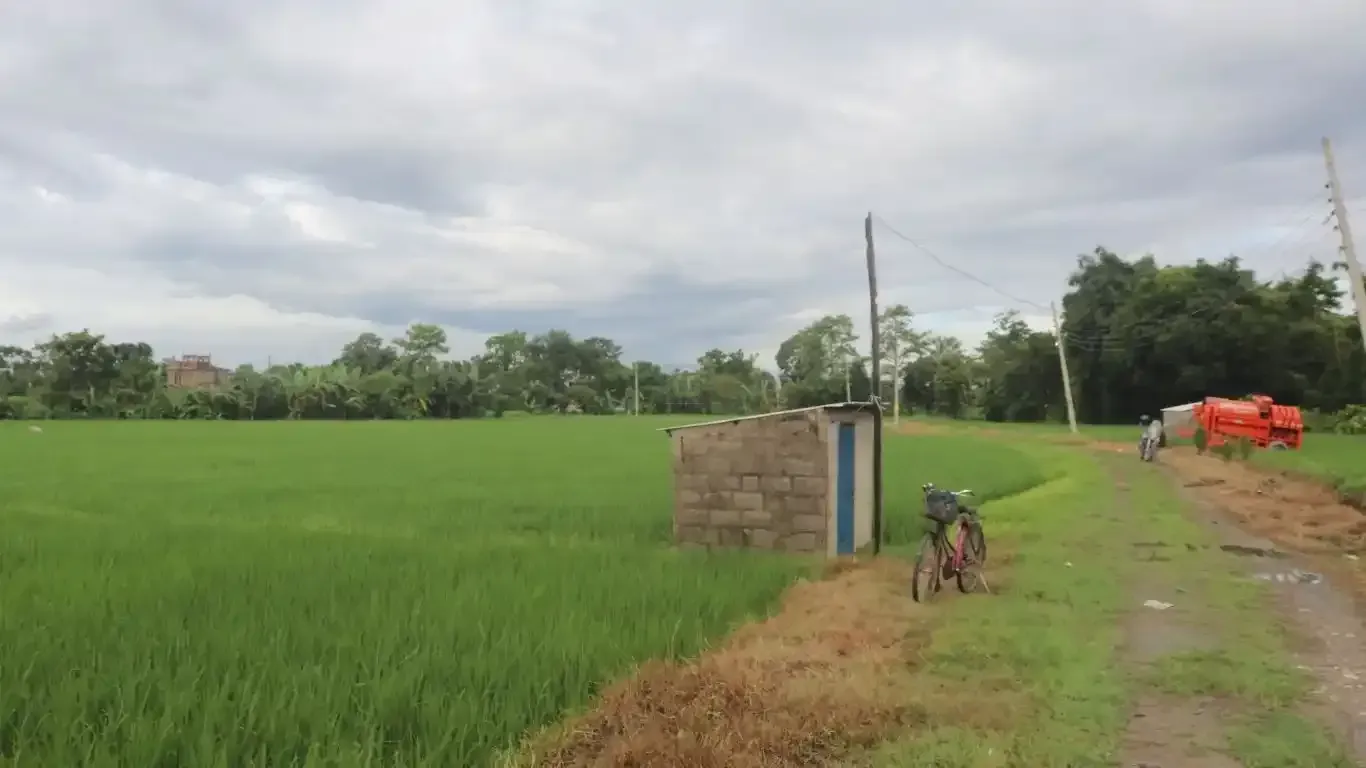 Khairahani land for sale, land near Parsa Bazar Chitwan, industrial land Chitwan, land for school Chitwan, land for warehouse Nepal, 13 kattha land Khairahani, south facing land Nepal, Chitwan plotting land